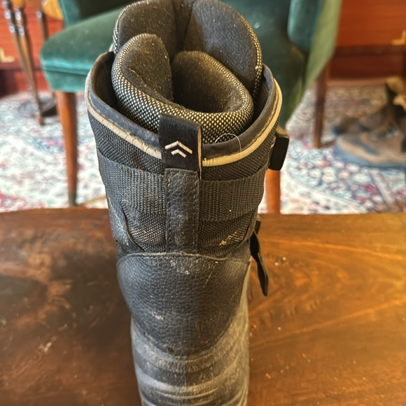 Winter Boots - Picture 3 of 4